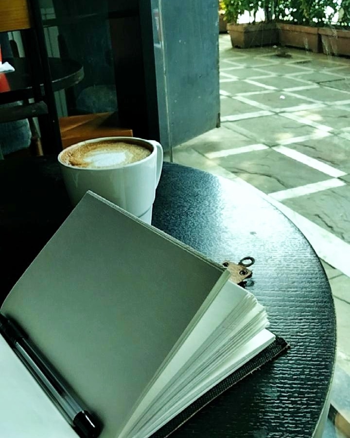 _Tuba_Khan's tweet photo. Blank pages waiting to be adorned with words.

#amwriting #WritingCommunity #writerslift https://t.co/a5rA1GTfgQ