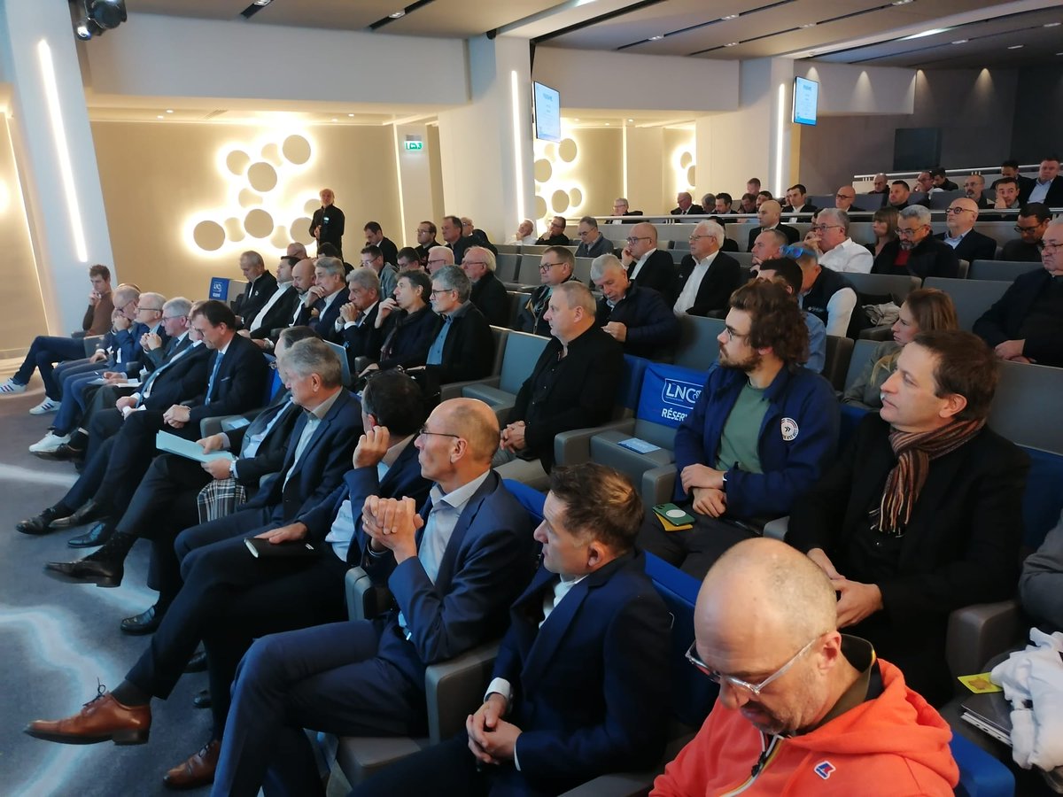 Xavier Jan tweet media