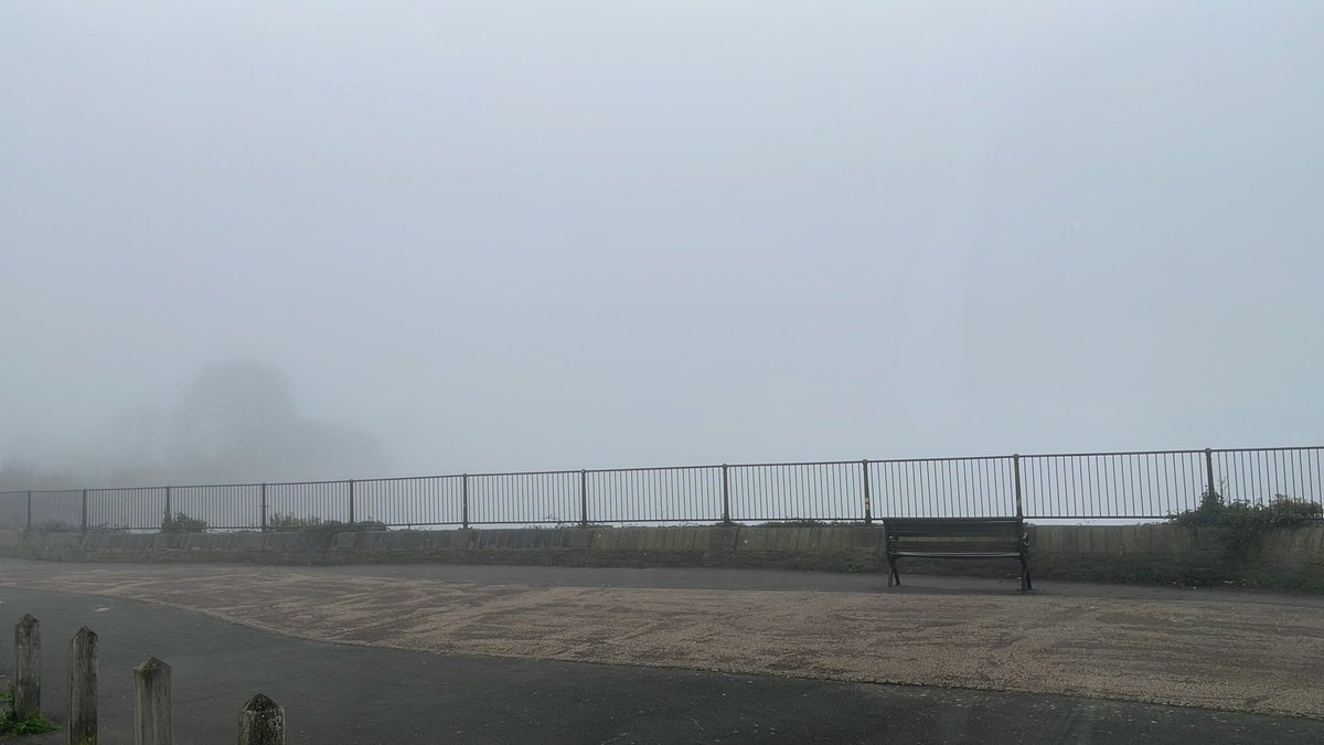 Same view different day! Really enjoying the view this morning on another <a href="/stjohnambulance/">St John Ambulance England</a> #volunteer #EmergencyAmbulanceCrew shift 😂 #Fog