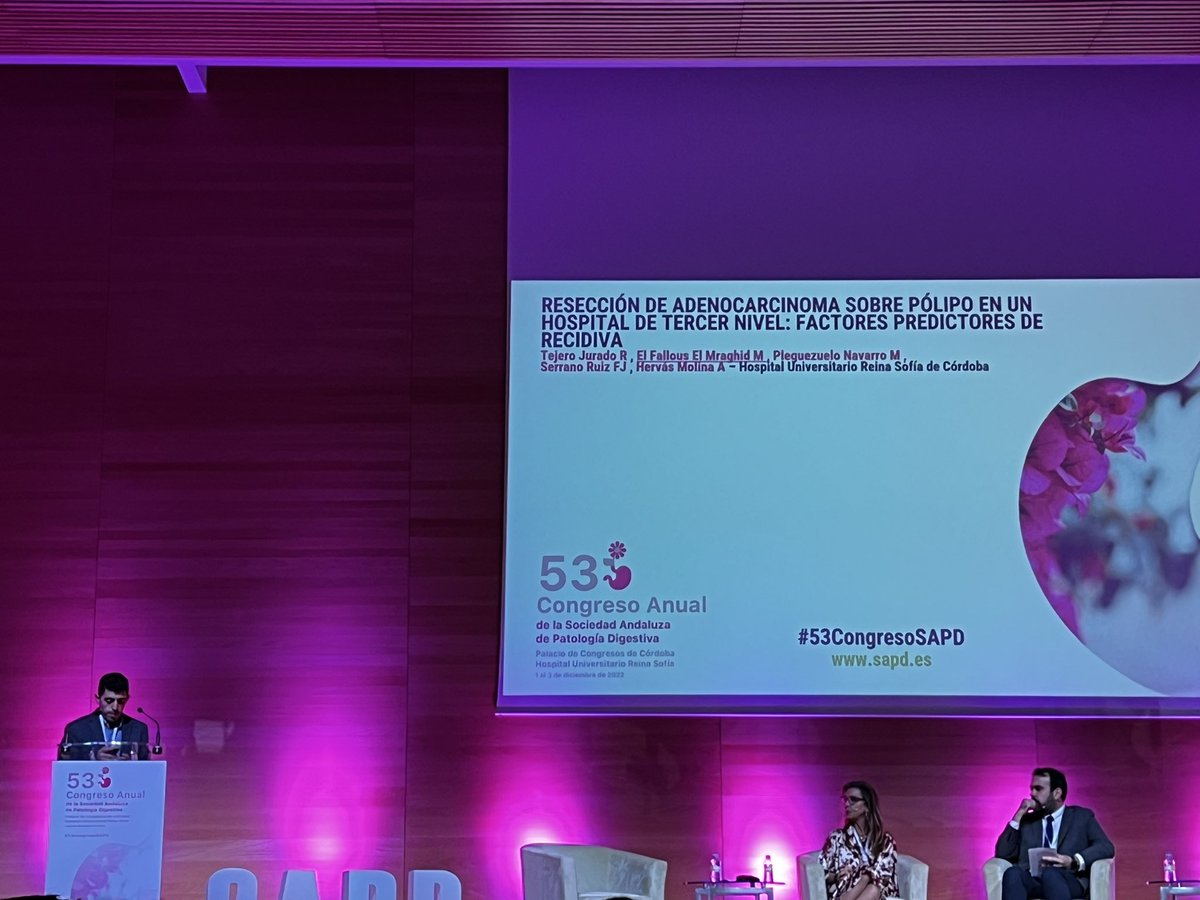 RosalesDigestiv's tweet photo. Tejero Jurado et al nos presentan un trabajo sobre factores predictivos de recidiva tras resección de ADC sobre pólipo, siendo la resección en bloque en una sola pieza el principal factor. #53CongresoSAPD
 @sapdes https://t.co/8Dx8DgB6M6