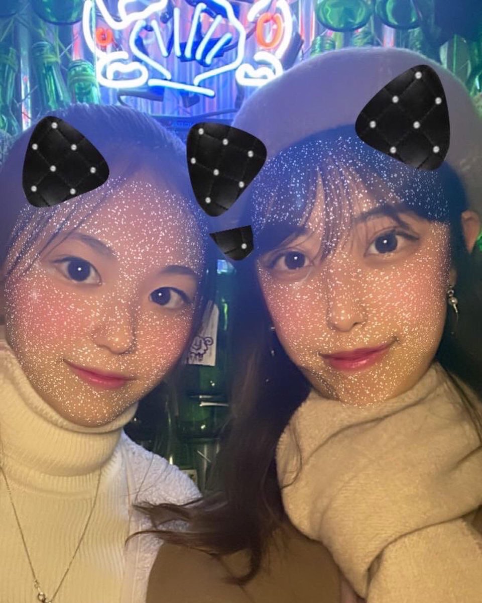 yakinikusimple's tweet photo. 美女ご来店🫦❤️
ありがとうございました😊

本日もスタッフ一同お待ちしております✌️🫶🏻
#肉焼simple
#可愛い内装のお店
#仙台グルメ
#黒ニンニク販売
#激安メニュー
#飲み放題
#食べ���題
#無煙ロースター
#韓国料理
#焼肉
#テキーラサービス https://t.co/bRxAghlB7K