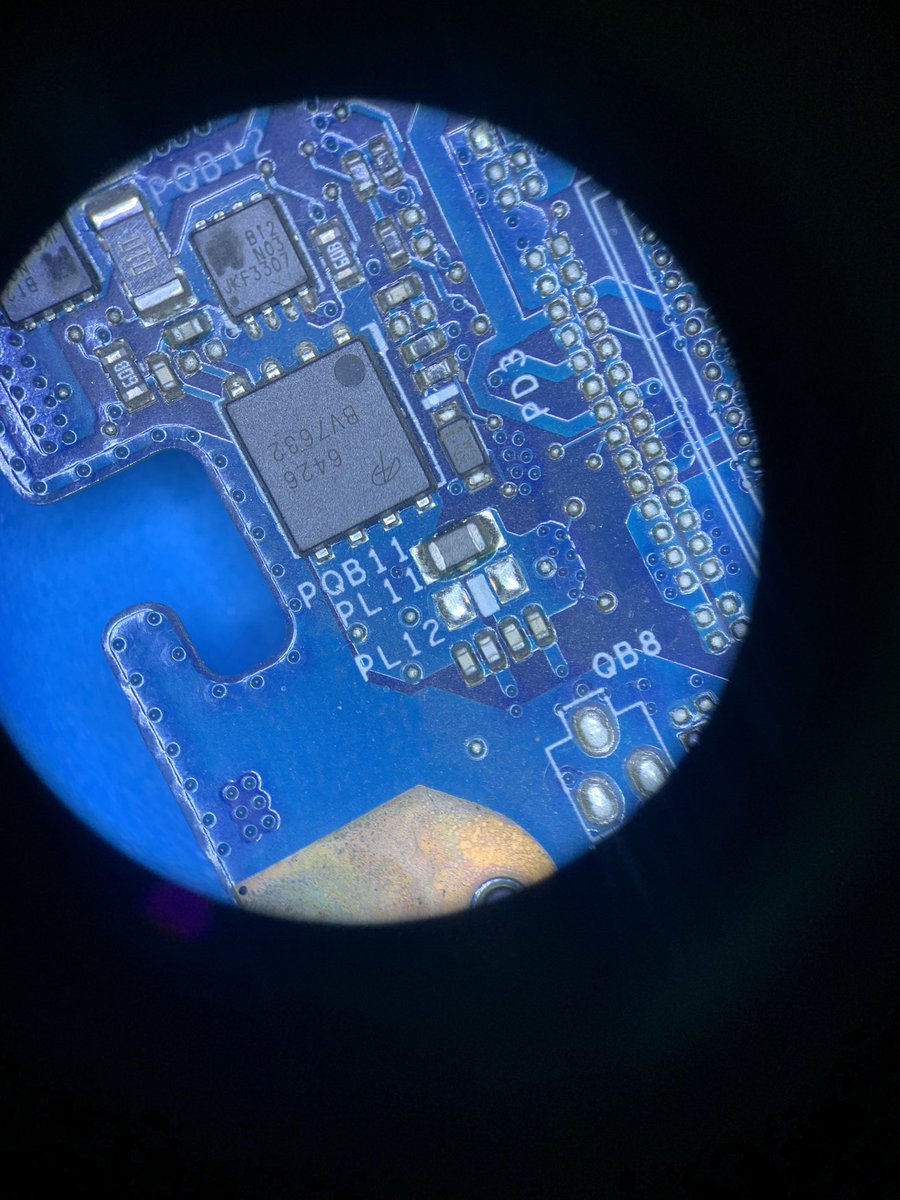 hardcoretechzim's tweet photo. HP EliteBook x360 1040 G7 / Not Turning On / No Display #hardcorerepairs #repairs #nodisplay https://t.co/vM8NAZH59o