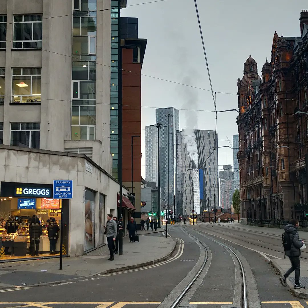 Dupes71's tweet photo. @manchester_life 
Image you may appreciate
#Manchester #urban #wintersun https://t.co/u6pJnjMFfH