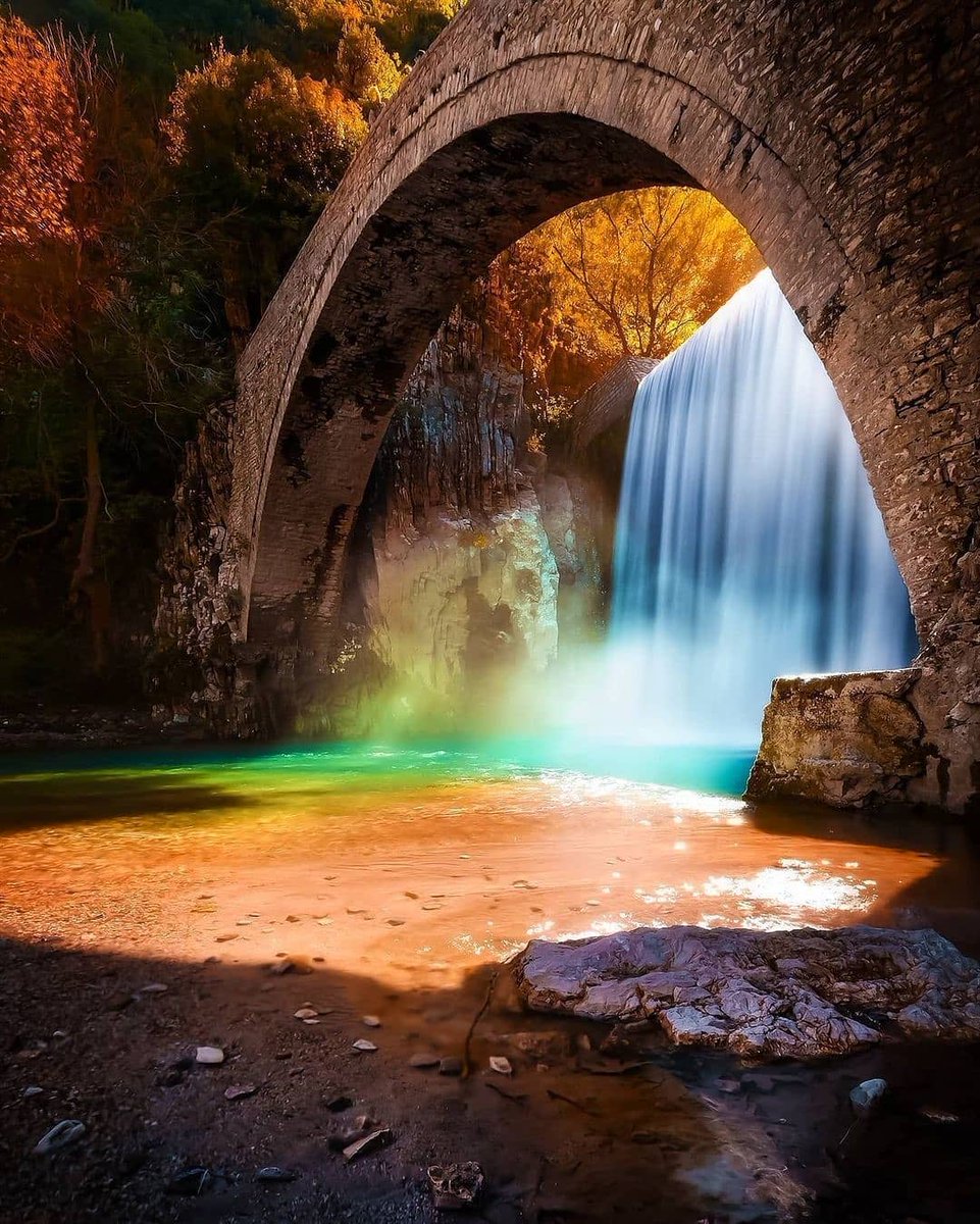 holidaygr's tweet photo. Waterfalls of Paleokaria Trikala 📸 iliasmntzs  💙💙💙💜😍🇬🇷🇬🇷🇬🇷😍💜💙💙💙

Like  ►  https://t.co/EVJq9nLaTF https://t.co/6UqkKm88YM