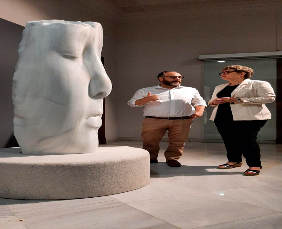 He ajustat l'aspect ratio a fotos amb escultures de Jaume Plensa 😆