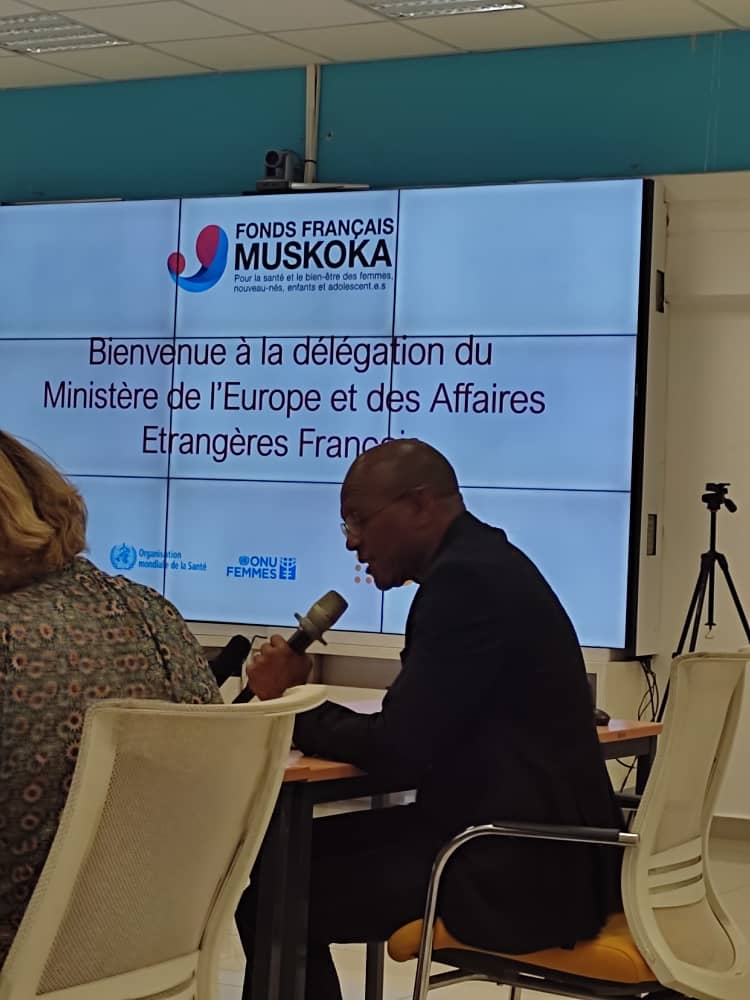 ffmuskoka's tweet photo. La délégation française MEAE : M.Christophe Guilhou (Dr Développement Durable),M. Eric Chaux (Chef pôle Politique santé mondiale),Mme Kolia Bénié (Experte santé materno-infantile) reçue ce matin par M.Poinsot  Coordonnateur Résident de Cote d’Ivoire et Mr Vincent @UNICEF_CIVs. https://t.co/rodJbHxc9s
