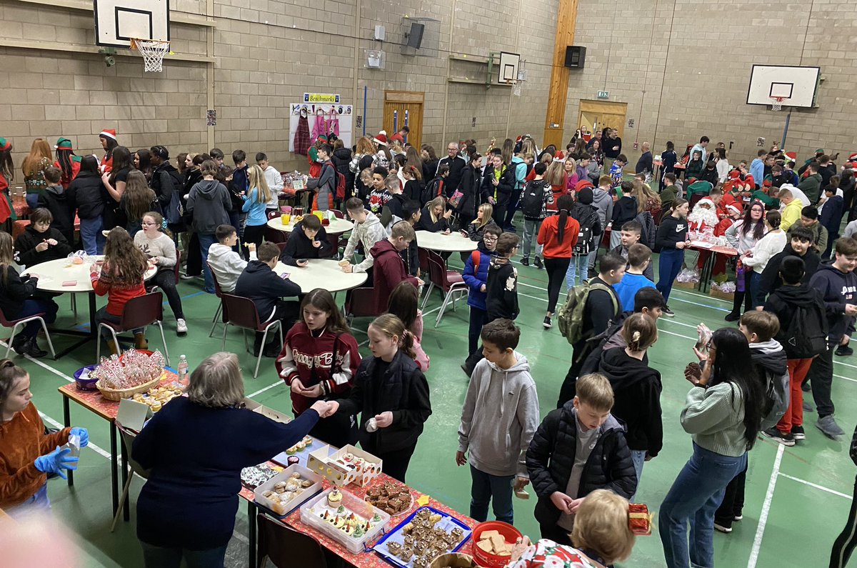 India Village Christmas Fayre 2022 in full swing including Santa’s little helpers. 🧑‍🎄🎄<a href="/StJohnsEng/">StJohns RC HS English</a> <a href="/StJohnsOfficial/">St John's RC High School</a>