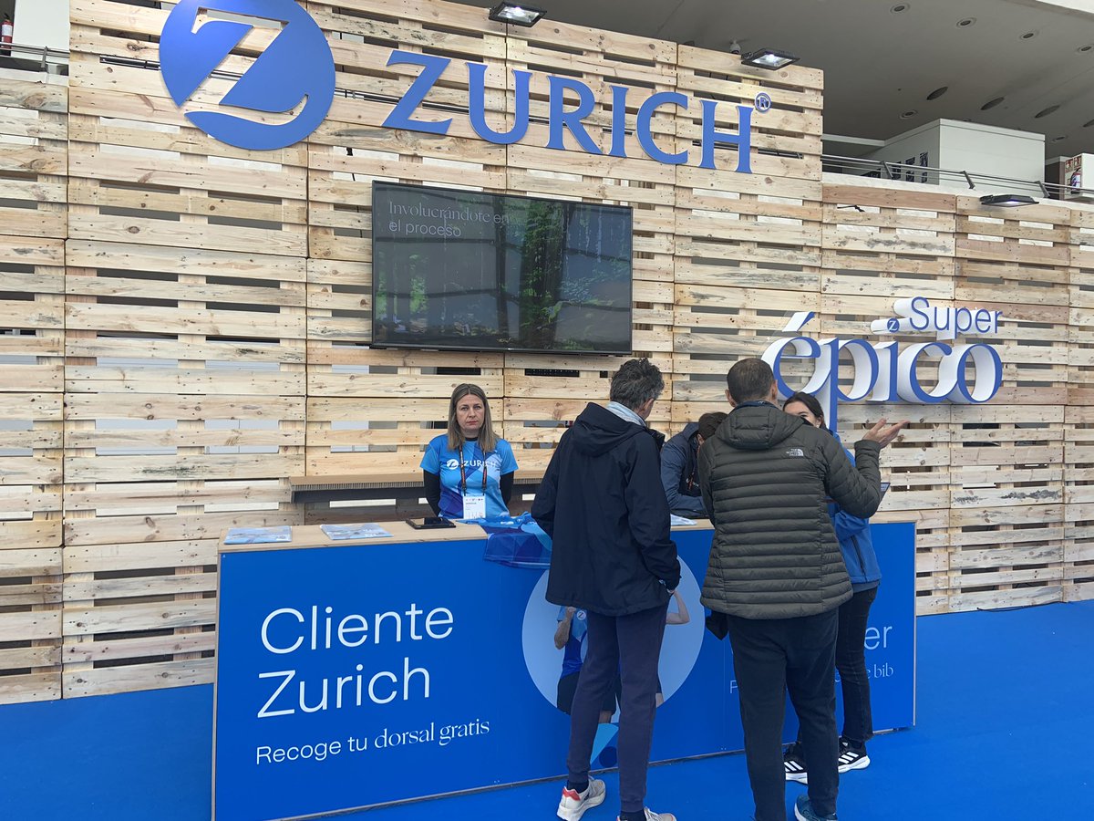 Si corres la invitada/o por <a href="/ZurichSeguros/">Zurich Seguros España</a>, te regalan la camiseta sostenible Zurich Runner.

¡Ven a por tu camiseta!

📍Estand de Zurich, Ciudad de las Artes y las Ciencias
⌚ 2 y 3 de diciembre, de 9 a21h

#42KValencia
