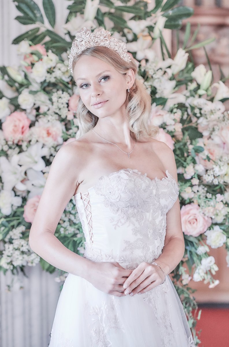 It’s all about the details when we design your bespoke gown. This beaded embroidery blush pink corset is laced on both sides allowing for a perfect silhouette. 
Having been a lingerie designer before I started Shimmering Ivory means that everything we make will be expertly tail