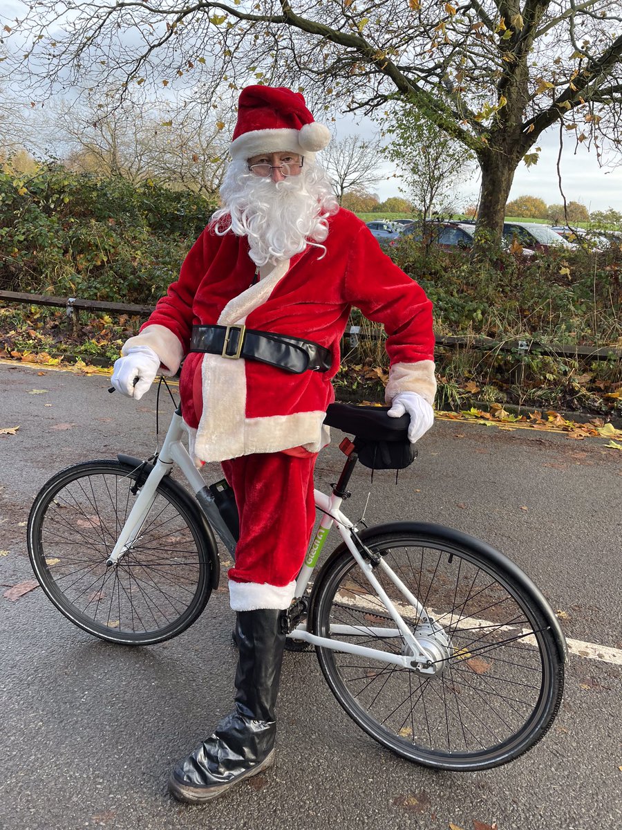 Peter Edwards (@peteredwards27) on Twitter photo On the other side of #yourweekendruns today <a href="/RunComPod/">Running Commentary</a> as my club, <a href="/Heanor_RC/">Heanor Running Club</a> hosted their annual Pud Run (35 years!). 
Top #christmaspud and shirt (thank you <a href="/shirtysomething/">Shirtysomething</a> )for each of the 607 finishers.
Certainly makes you appreciate what goes into putting these races on. On the other side of #yourweekendruns today <a href="/RunComPod/">Running Commentary</a> as my club, <a href="/Heanor_RC/">Heanor Running Club</a> hosted their annual Pud Run (35 years!). 
Top #christmaspud and shirt (thank you <a href="/shirtysomething/">Shirtysomething</a> )for each of the 607 finishers.
Certainly makes you appreciate what goes into putting these races on.