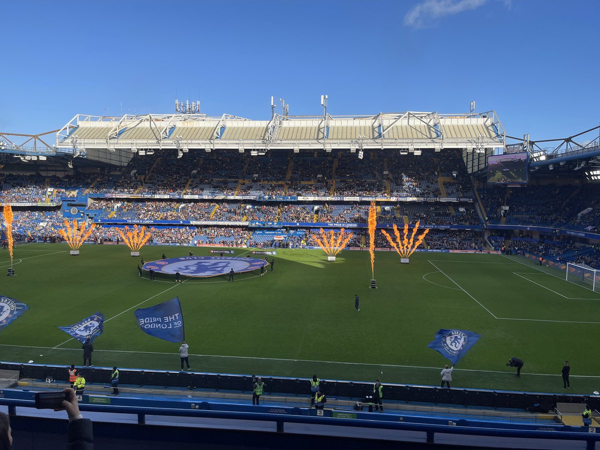 simongannon's tweet photo. Thanks for a fantastic day out watching Chelsea Women @surreyfa https://t.co/gtkWuHwoGL