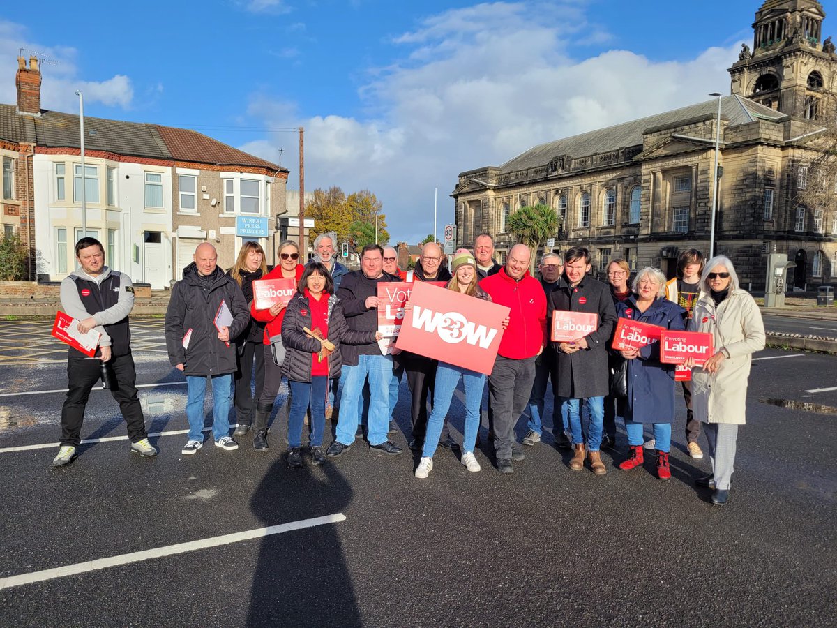 Thanks so much to everyone who joined us in Seacombe today for another excellent day of meeting residents.

So much support for Labour on the doorstep. This Government is in chaos and people know only a Labour Council will stand up for residents!
