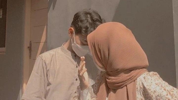 HanisyaDefi's tweet photo. Kenapa sih harus pilih suami
yang paham agama? 🤔 https://t.co/qGrK9Hfo7h