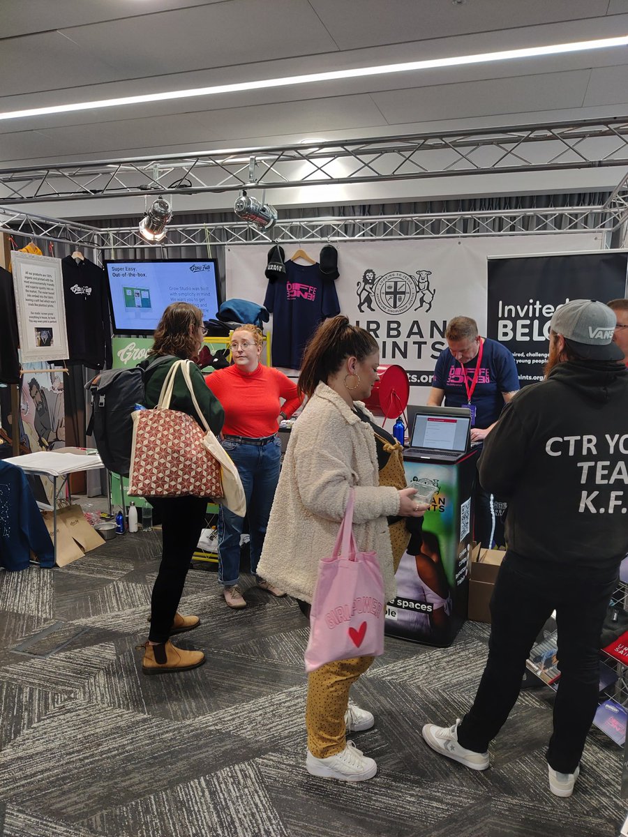 It's our third and final day at NYMW. Massive thank you to <a href="/urbansaints/">Urban Saints</a> who gave us space at their booth and been helping to promote us 🍃