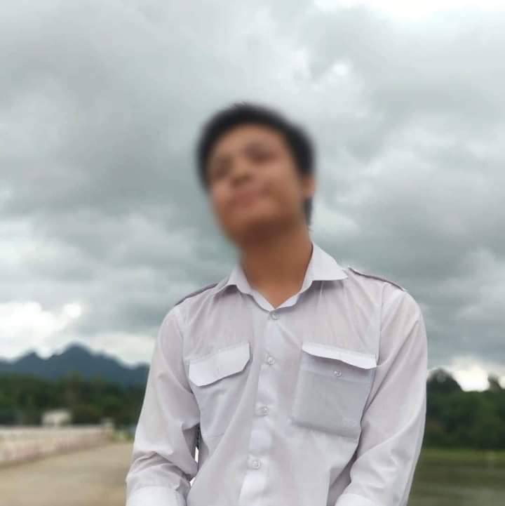 Saw Thet, a student majoring in civil engineering at Hpa-an Technological University, who had been arrested by Junta back in April, was sentenced to 10 years in prison during the last week of October. #2022Nov20Coup  #HelpMyanmarIDPs  #WhatsHappeningInMyanmar
