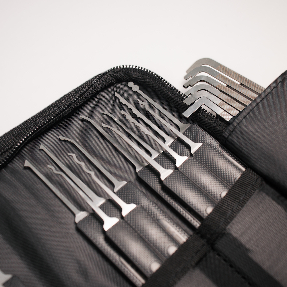 KSEC_KC's tweet photo. Black Friday Mega Sale - Get 30% Off Pro Pick Lock Picking Sets & Picks! https://t.co/U8Ig6OGuiu
#ksec #lockpicking #lockpicks #blackfridaysale #locksmiths #BlackFriday #locksport #redteam #locksmiths #security #accesscontrol #edc #lockpicker #edcgear #edccommunity #propick https://t.co/4HCeUSFsq0