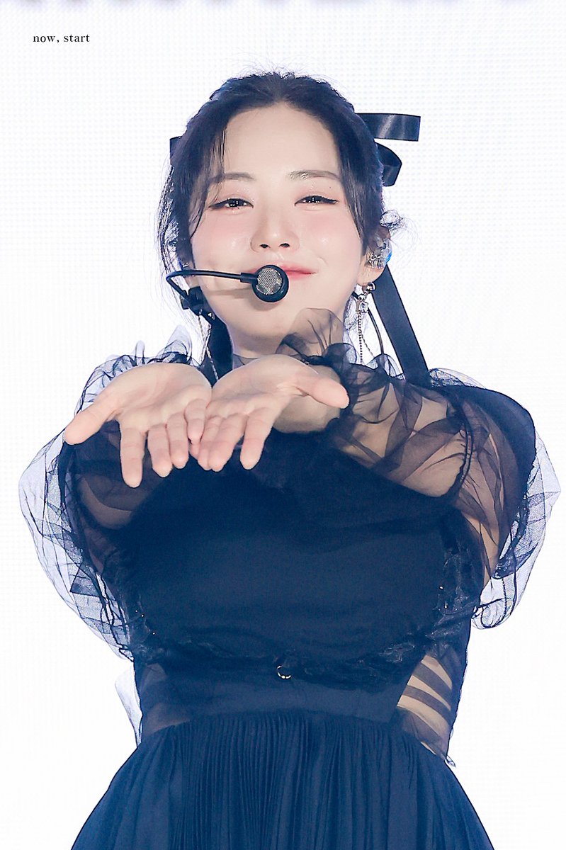 now_start_9's tweet photo. 221112 박지원 HQ (3)

#프로미스나인 #fromis_9
#박지원 #지원 #jiwon

🍀 https://t.co/wvj3NRkmdq