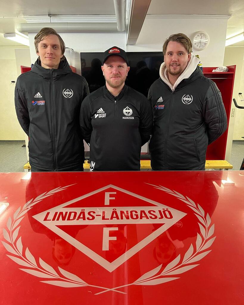 LBK_LGOIF's tweet photo. Tränare 2023
L/L har det stora nöjet att presentera en fortsättning för Johan Magnusson som huvudtränare. Kontraktet är skrivet på 2 år, vilket vi tycker är det bästa nu när vi har en föryngring i truppen samt att vi önskar en kontinuitet i rollen som hu… https://t.co/6A7cVSwkar https://t.co/PvertnELPn