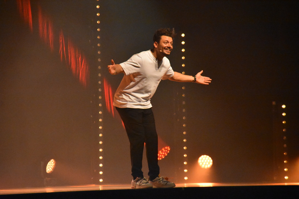 Un carton plein pour la sixième édition du Festival Sens de l'humour
#Loisirs #Culture
>> lyonne.fr/sens-89100/loi…