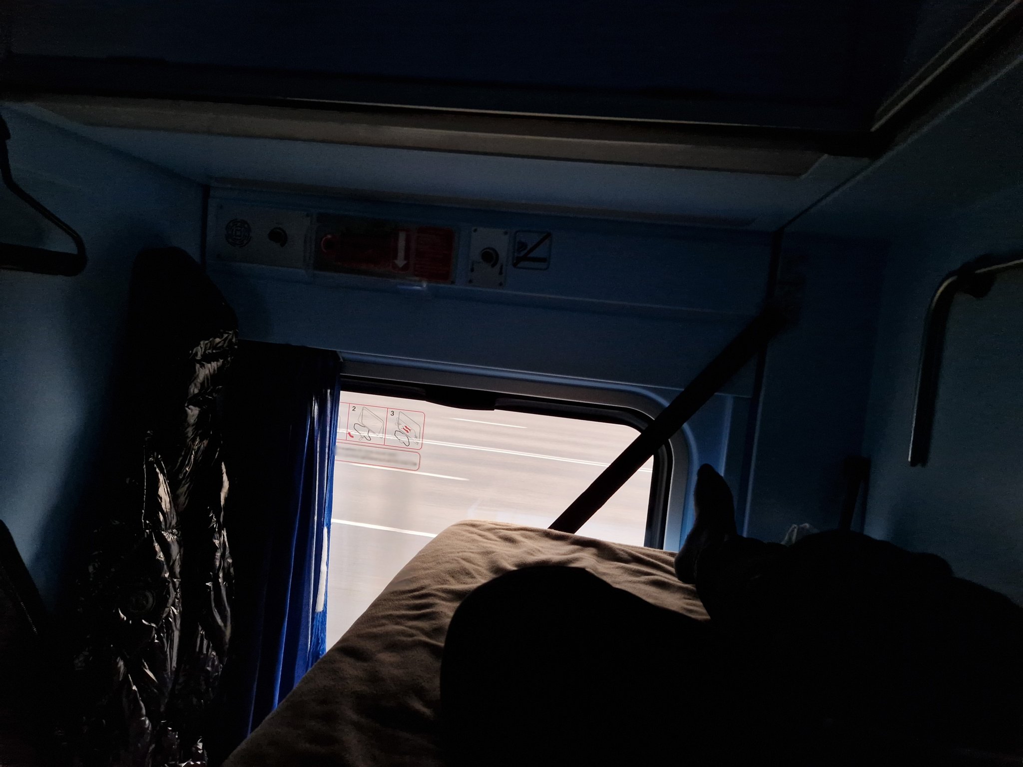 on-twitter-in-a-train-now-https-t-co-qd2vubmzyz