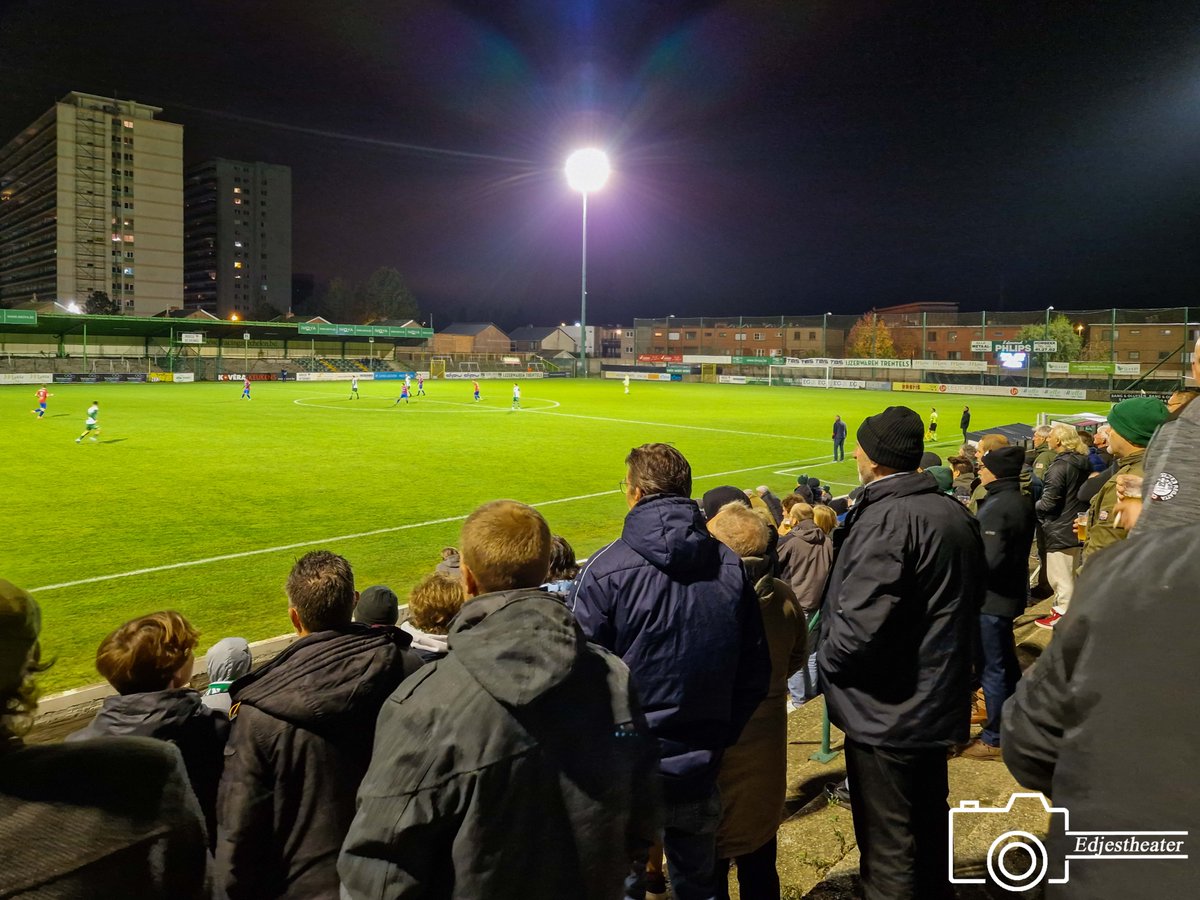 stadionautist's tweet photo. Oscar Vankesbeeckstadion
Racing Mechelen
#Groundhopping #Groundspotting #Stadiumhopping #Ground #Stadion #Stadium #Stade #Mechelen #RacingMechelen #KRCMechelen #OscarVankesbeeckstadion #DeRacing #NonLeague #Floodlight #TweedeAfdeling #België #Groundhopper #StadionAutist https://t.co/2y7ehlfXH1