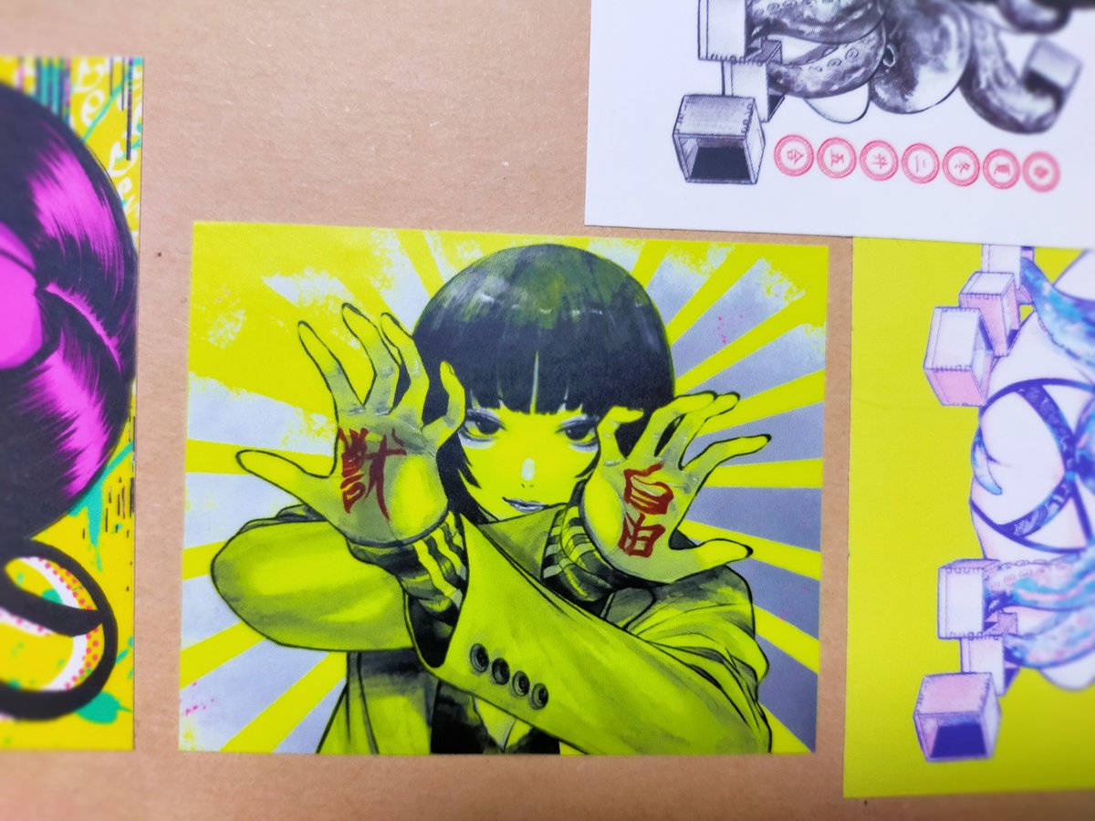 「最近イベント用に描いたイラストをステッカーにするのにハマりつつあります是非お使い」|凸ノ高秀のイラスト