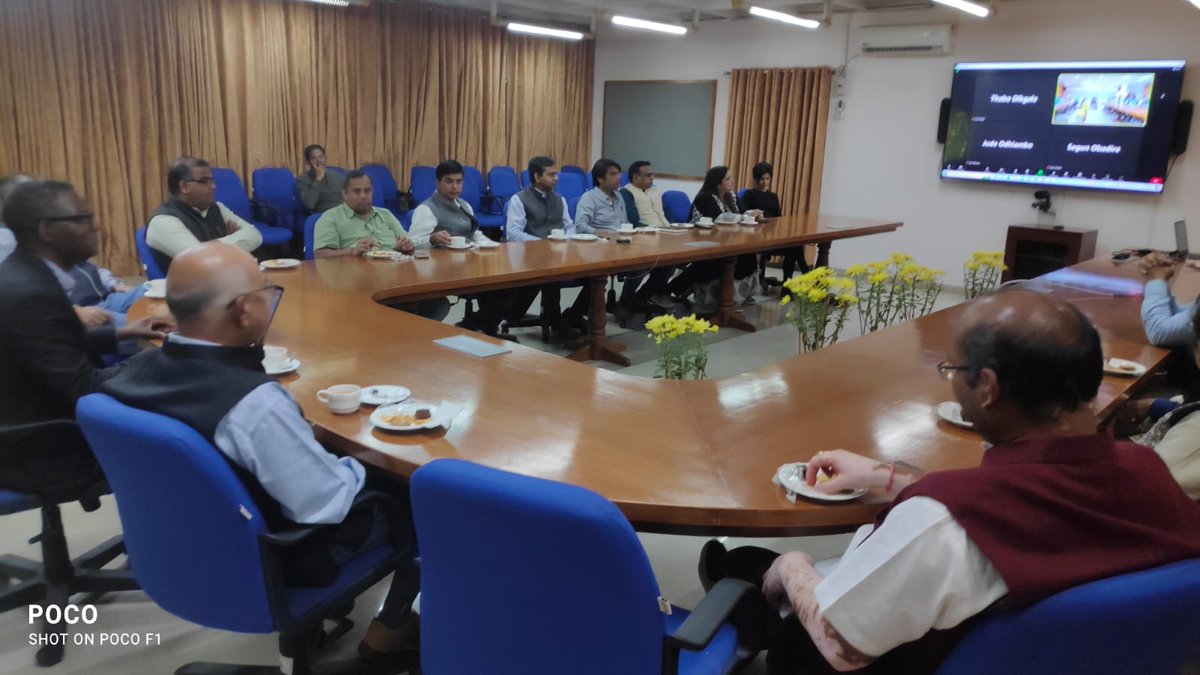 ICGEB's tweet photo. This week from @ICGEBNewDelhi: Vice chancellor of the University of Venda, Dr. Bernard Nthambeleni visit the ICGEB component. Cementing cooperation and #partnerships #SouthAfrica #India https://t.co/reujg87PQn