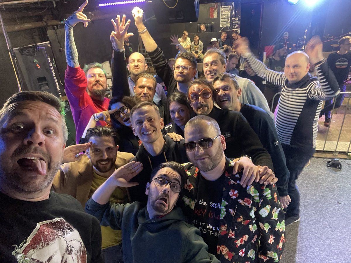 butcher_pl's tweet photo. Było przednio, zabawa bomba, a kto nie był, ten trąba!🔥🥳
#ExtremeParty https://t.co/pMjGoRLoEx