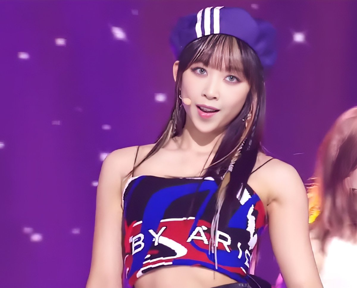 ditaditatap's tweet photo. O o o o o oe yoooo oh la la la... 😭😍

#Dita #SECRETNUMBER_TAP @5ecretNumber https://t.co/HULQsLUJz4
