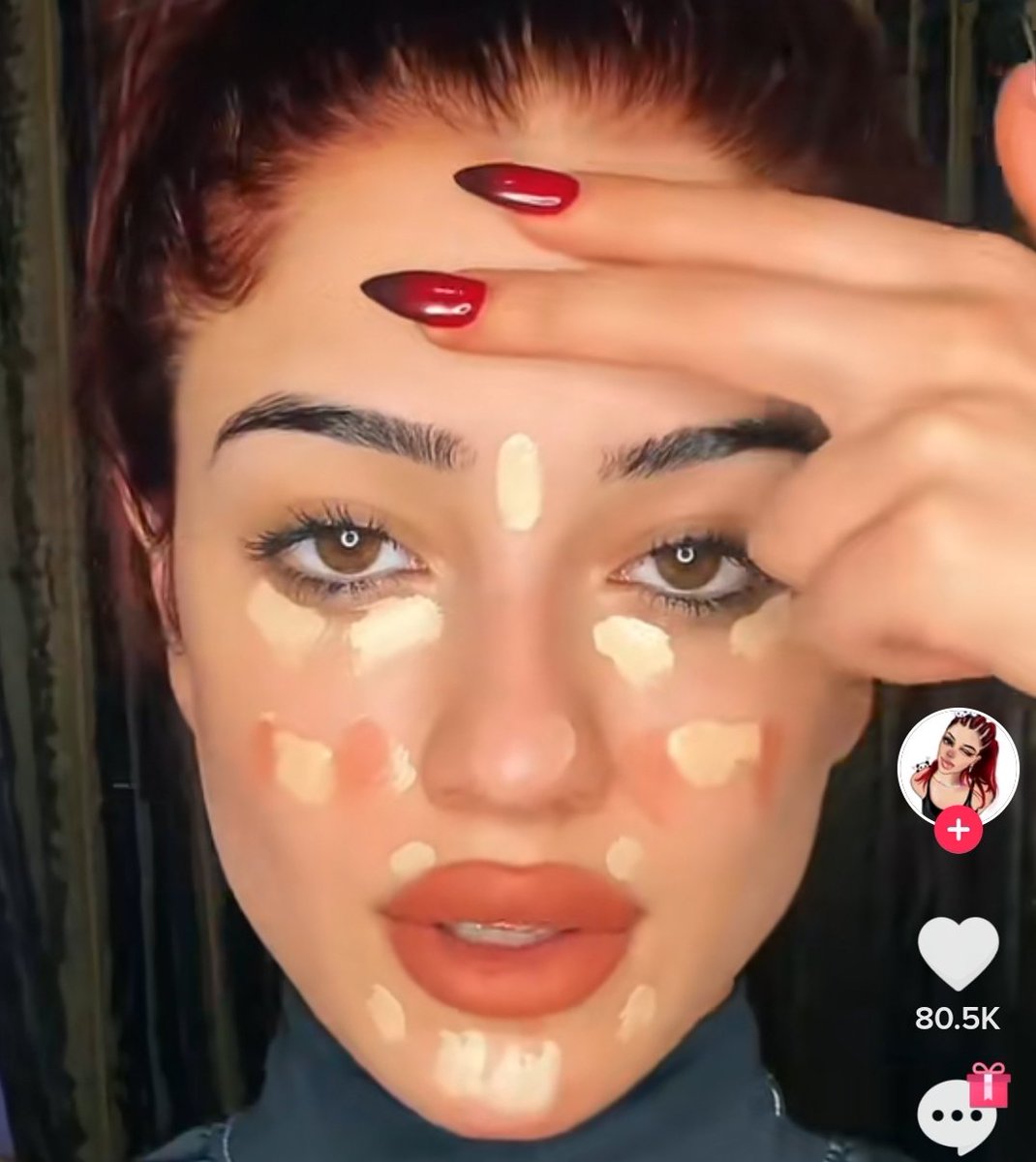 Tabi senide anlıyorum olaylarda arka planlarda kaldığın için eski dostuna sallıyosun.