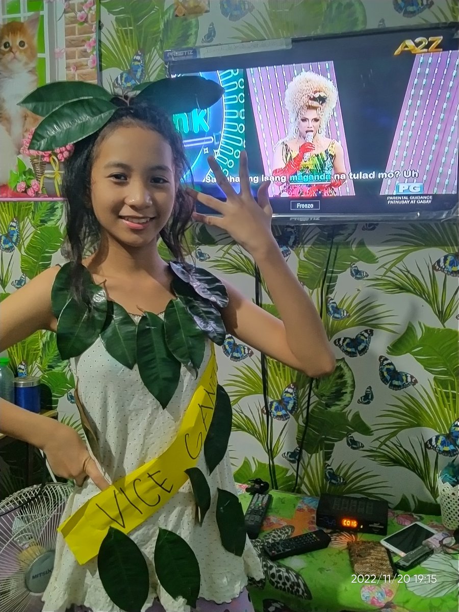shan8_win's tweet photo. @everybodysingph VICE SING GANDA 

Always Watching from LAGUNA , Ang #1 Show sa aming pamilya ♥️🥰 And here my Beauty Queens Daughter favorite Meme Vice Ganda ♥️💕
#EverybodySingDrag https://t.co/3E9qN5ARcd