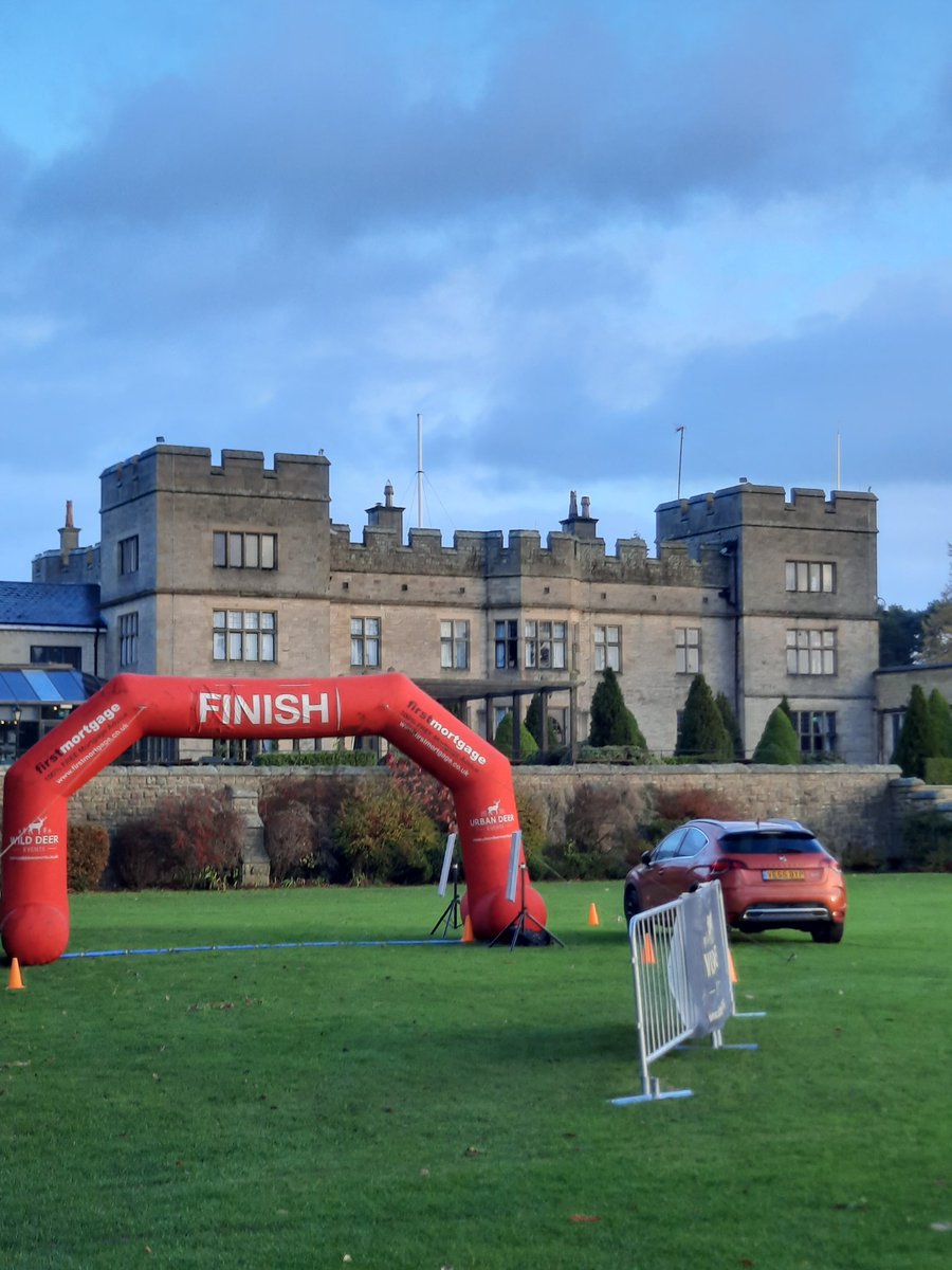 NotBadForHerAge's tweet photo. Such a beautiful location for a trail run. Although it poured with rain on the way here, it was beautiful blue skies for the run.@SlaleyHall #WildDeerEvents #trailrunning #Northumberland https://t.co/1jEc0ZrGHI