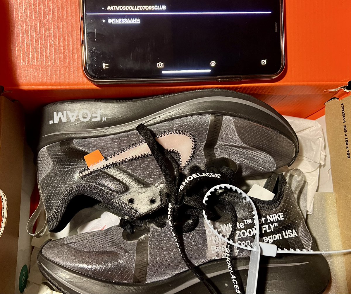 finessaahh's tweet photo. SIZE 10M 
⁃PREVIOUS ENTRY #Atmoscollectorsclub
⁃MOST RECENT PICK-UP
⁃NIKE SB DUNK LOW “MOCHA” 
⁃FAVORITE PAIR OF KICKS “spiderman 1s” 

#atmosweb #atmoscollectorsclub https://t.co/h420e5zsVc