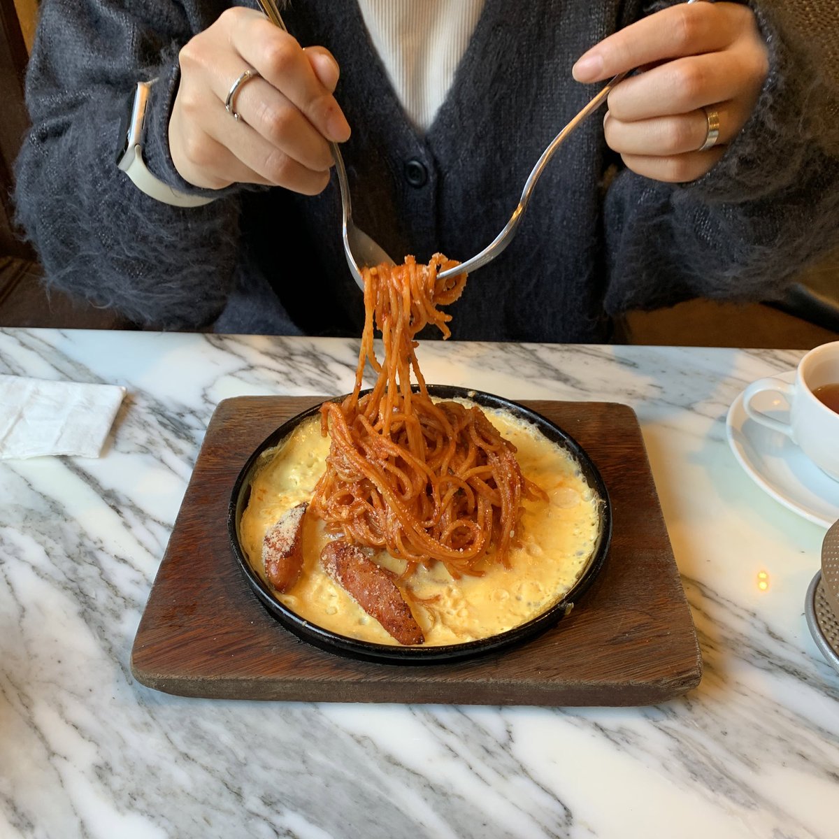 you_na1231's tweet photo. このナポリタンとボロネーゼ美味しすぎてリアル10分とかで完食した https://t.co/wtXDbg6KBB