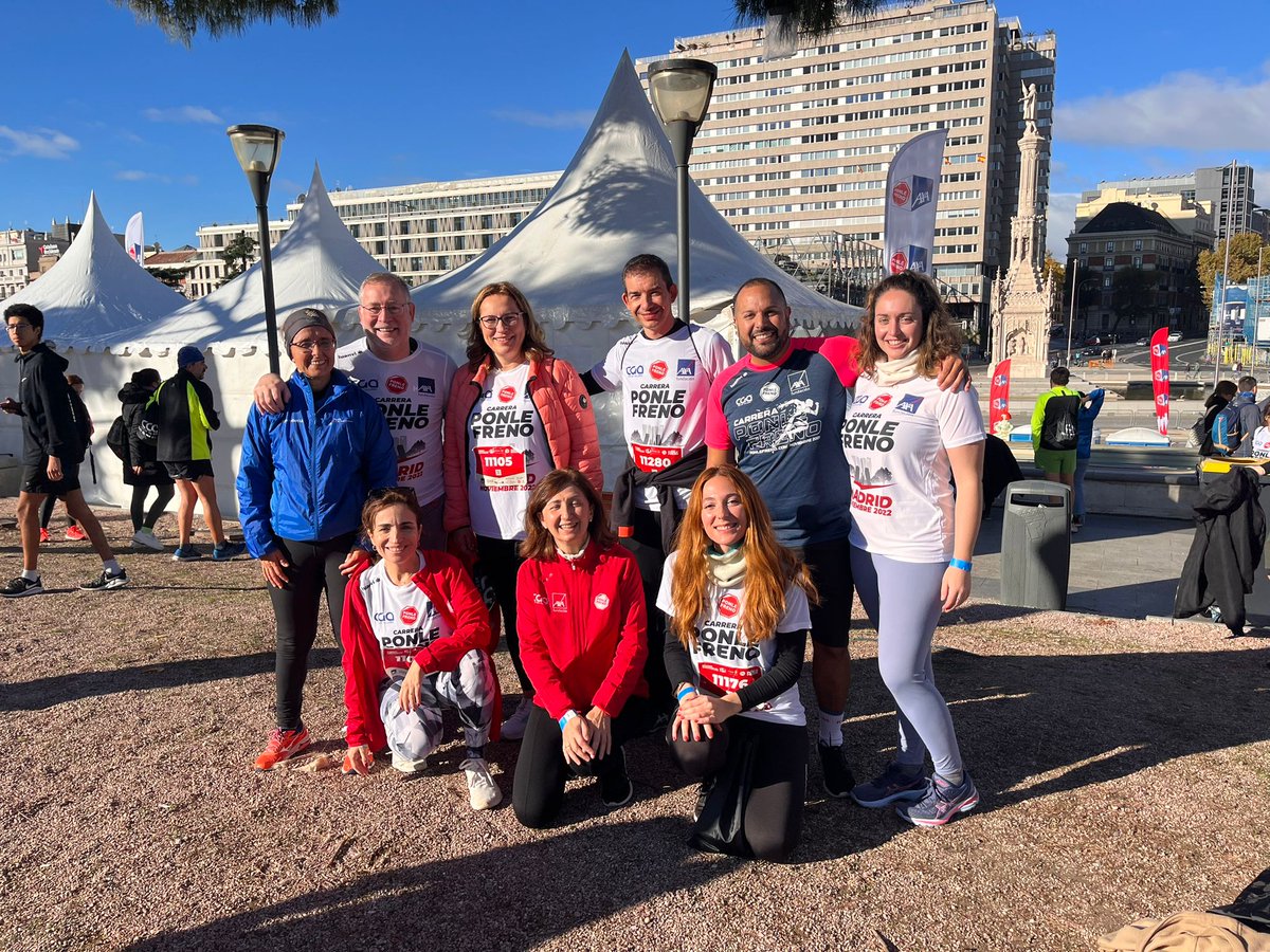 Hoy corremos por las víctimas de accidentes de tráfico <a href="/AXASegurosEs/">AXA España</a> #PonleFrenoMadrid <a href="/CarmenCorbaton/">Carmen Corbaton</a> <a href="/agutierrezlg/">Angel Gutiérrez López-Gasco</a> <a href="/albertomucarsel/">Alberto Mucarsel Farías</a> <a href="/nuriagilhervas/">Nuria Gil Hervás</a> <a href="/CarmenPolo14/">Carmen Polo</a>