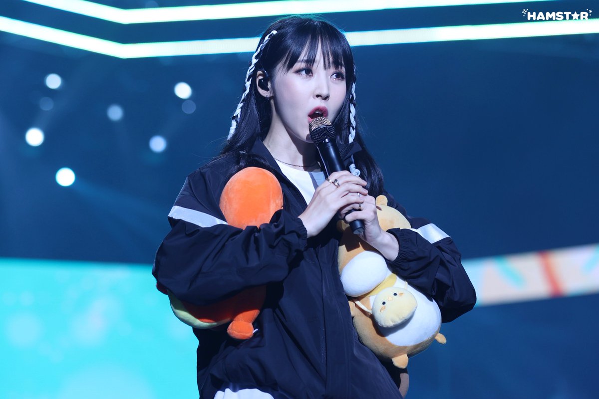 HAMSTAR_1222's tweet photo. 221118~20 MY CON

#마마무 #문별 #MAMAMOO #MOONBYUL https://t.co/8qluxuIdbI
