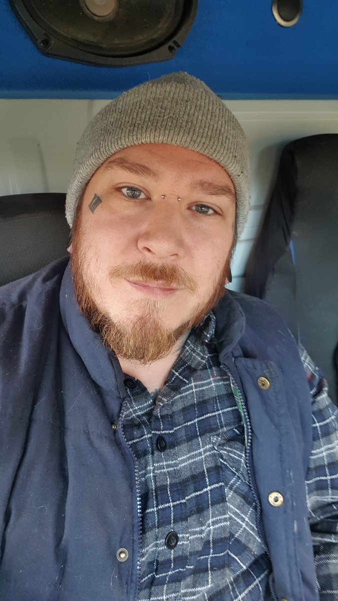 UNCOMMONXIII's tweet photo. Enjoying a work shirt these days... https://t.co/50oVPbgNWx