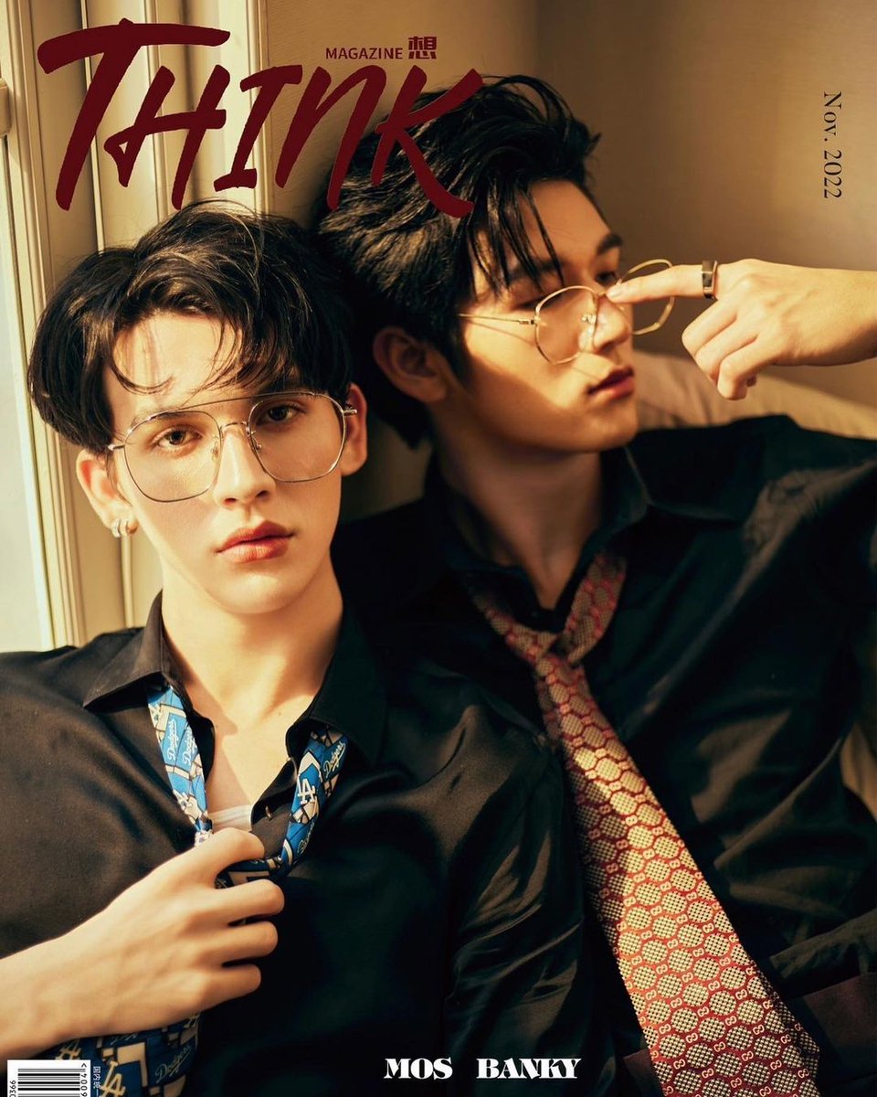 mbwnttgsmwhr's tweet photo. #MosBank 🔥 slaaaay their visuals! ✨💕 this two will wreck your life! 🤭🙈♥️♥️
#ThinkMagazine #BigDragonSeries https://t.co/C5llcbmGY0
