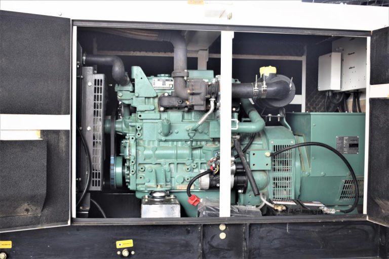 CarmazingSA's tweet photo. (Automatic Voltage Regulator) - 24 Volt Electric Starter - 75 Litre Fuel Tank, 380V, Turbo, water cooled Diesel Engine - Three Phase Output - Datakom D300 Digital Control Panel - Low oil pressure system - Low water cut out engine protection.

Contact The Car Dude on

0834908382 https://t.co/3fAEWZY3qV