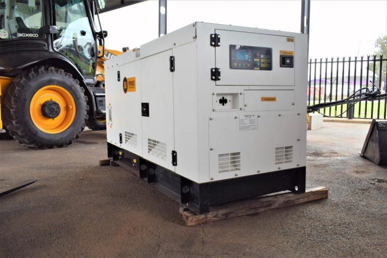CarmazingSA's tweet photo. (Automatic Voltage Regulator) - 24 Volt Electric Starter - 75 Litre Fuel Tank, 380V, Turbo, water cooled Diesel Engine - Three Phase Output - Datakom D300 Digital Control Panel - Low oil pressure system - Low water cut out engine protection.

Contact The Car Dude on

0834908382 https://t.co/3fAEWZY3qV