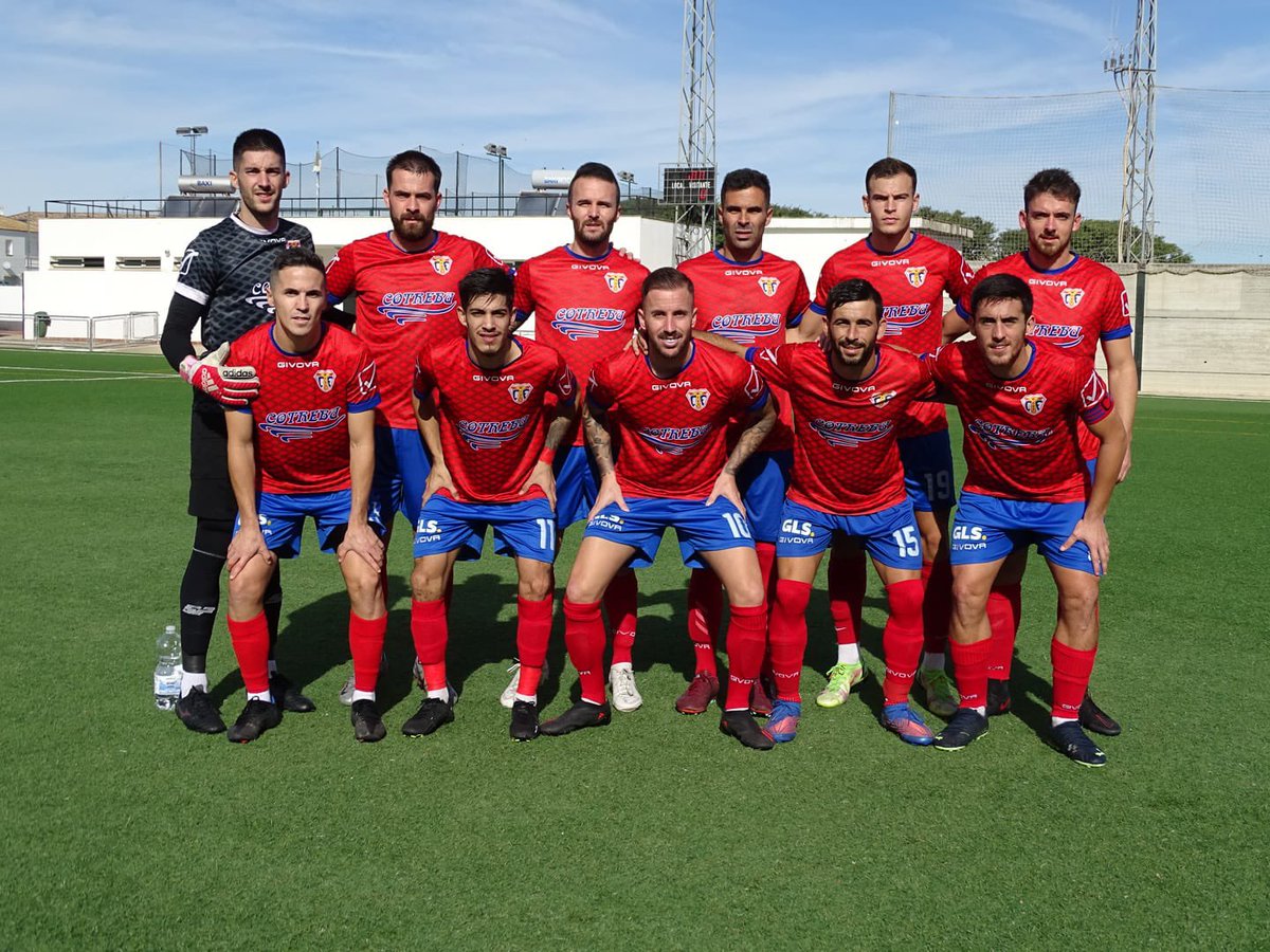 TrebujenaCF's tweet photo. 45’| 0️⃣- 2️⃣ Descanso. Victoria momentánea del Trebujena CF gracias a los goles de Rober y Juan Caro.
#CDJedula - #TrebujenaCF https://t.co/EITkuiwtwU