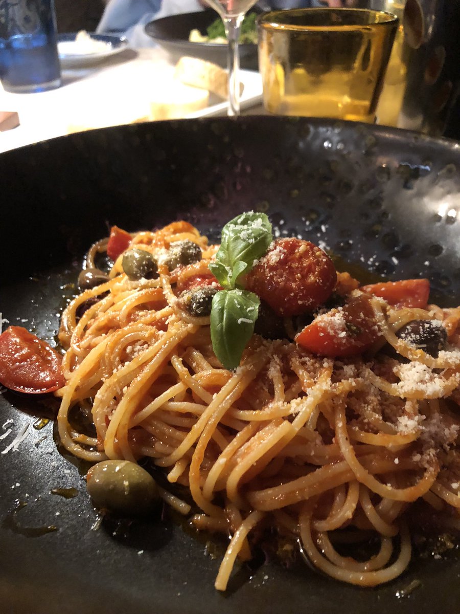JeanPortley's tweet photo. @philipnolan1 Here’s some food & travel #TwitterSunday https://t.co/0b23foG6px
