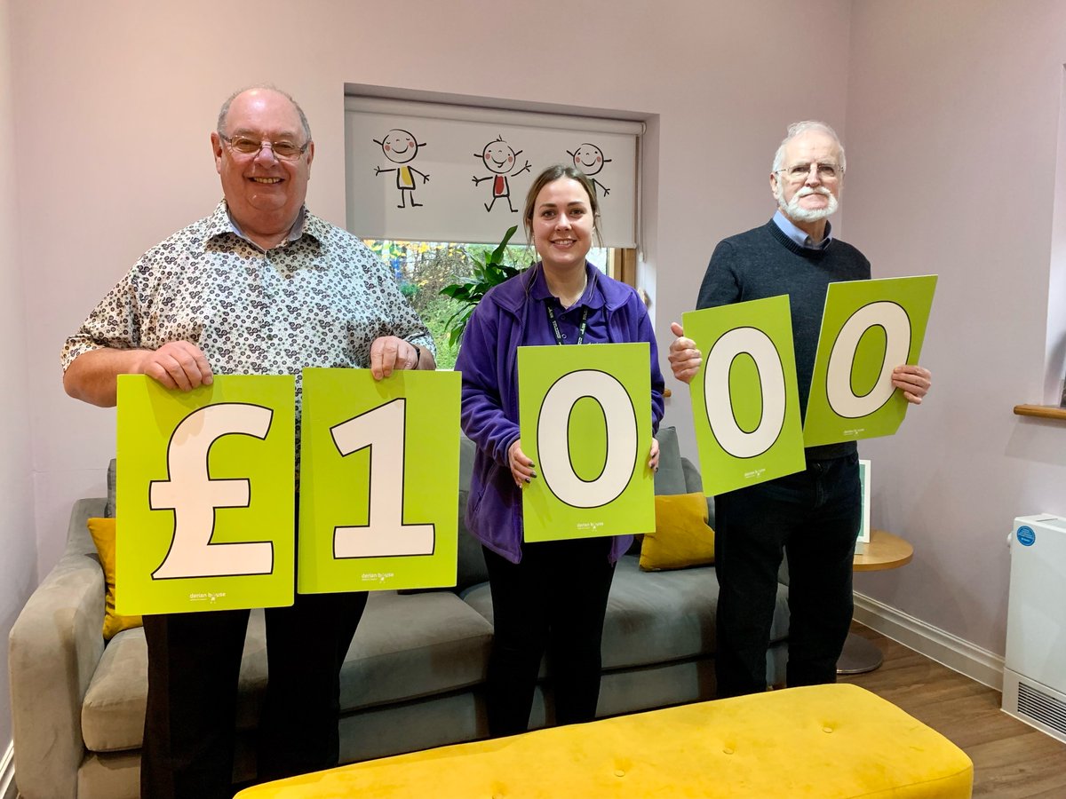 Atherton Chapter's SE Brian Brittain and MEZ David Clough proudly preset cheques of £1000.00 to local charities; Wigan and Leigh Hospice, Macmillan Cancer Research and Derian House. 
#Masonic@WestLancsPGL #freemasonry#masons Chapters #Freemasons#theSquareMagazine #UGLE_GrandLodge