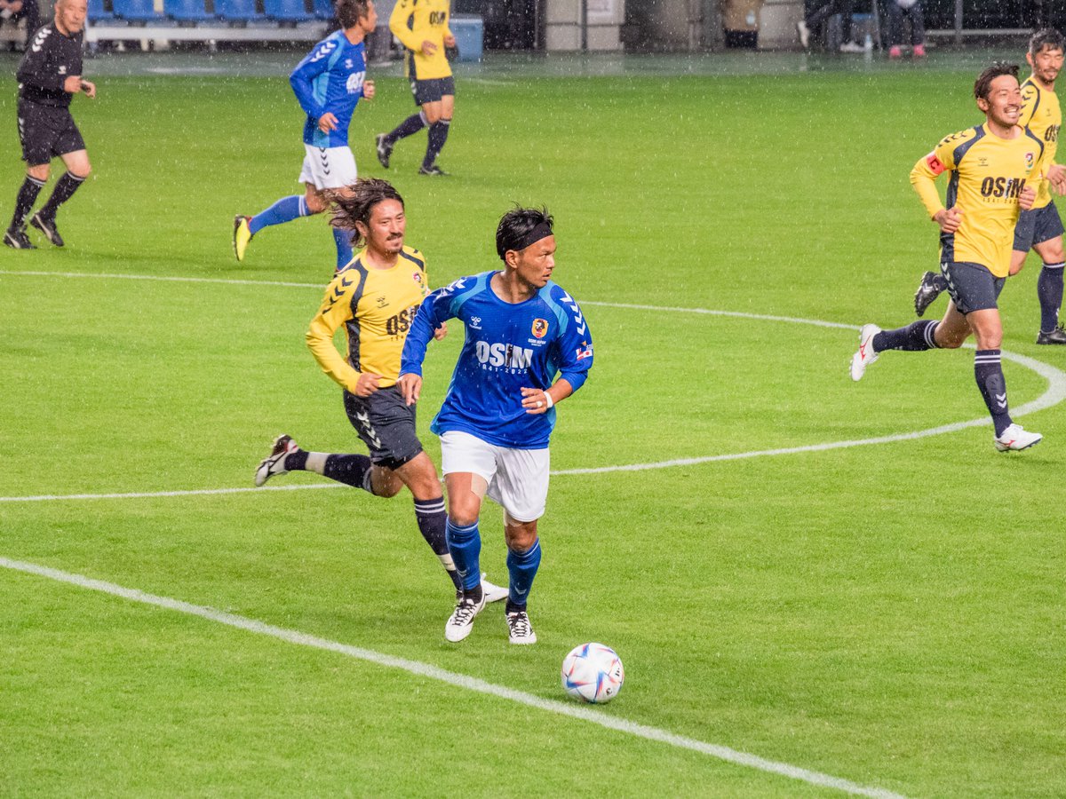 JurakuFukui12's tweet photo. 久しぶりの我那覇選手 https://t.co/p0wqUiXysX