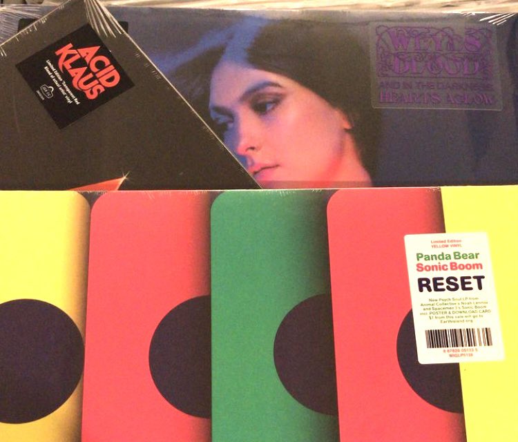 StrandRecords's tweet photo. Good old #NewRelease #Friday. We’ve got @pandabear and #SonicBoom’s “Reset” on limited edition yellow #vinyl. There’s also @WeyesBlood’s “And in the darkness hearts aglow” and #AcidKlaus’ “Step on my travelator” on coloured #vinyl. Cool eh! https://t.co/RgkWVgUY9C