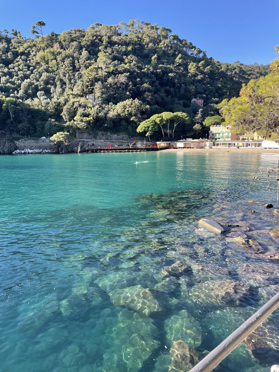 Lasmilla04's tweet photo. Passeggiata domenicale senza Genoa #casamia #liguria https://t.co/pwFMNUoaAZ