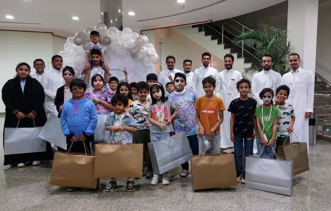 VisionClub_DAU's tweet photo. مبادرتنا في إستقبال أطفال الأيتام ، يوم اكثر من رائع وسعادة الاطفال كانت هي أعظم إنجازاتنا                                    #الدار_داركم                           @ensanorg https://t.co/6G3KWdD6dt