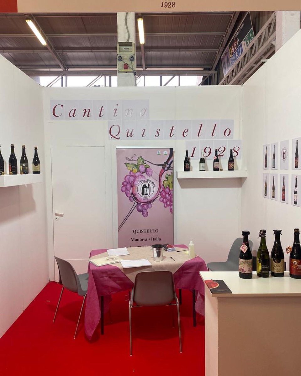 CanQuistello's tweet photo. I Vini di Quistello da oggi, Domenica 20 Novembre a Martedì 22 Novembre saranno alla Mostra D'Oltremare di Napoli all' 8° edizione di Gustus! #gustus #napoli #enogastronomia #saloneinternazionale #quistello #terradellambruscograppelloruberti #lambrusco #vinibianchi https://t.co/GIb54GrjNY