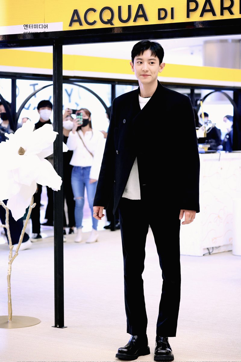 entermedia_EM's tweet photo. 221118 엑소 찬열

#엑소 #박찬열  #CHANYEOL #찬열 https://t.co/wLyuckS0cd