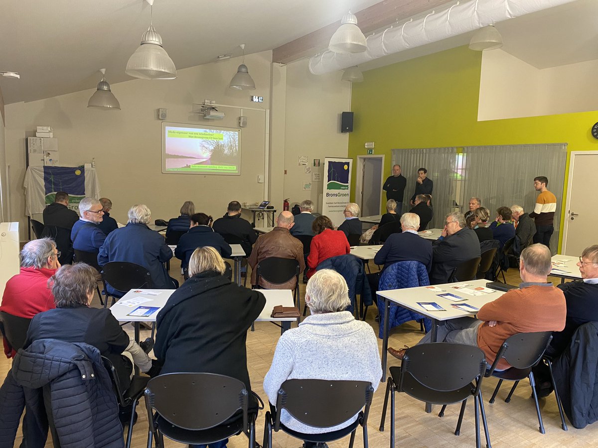 Full House in Bilzen deze ochtend!

Er komt dan ook de eerste Limburgse windturbine die volledig in burgerhanden is ⚡️🎉💪

Met dank aan @GroenBilzen voor de organisatie

#burgerenergie #rescoop #bronsgroen #burgerwind